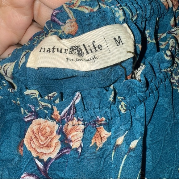 New ▶️ Natural Life  ◀️ Eloise Teal Blue Floral Smocked Tie Strap Tank Top - Picture 10 of 16